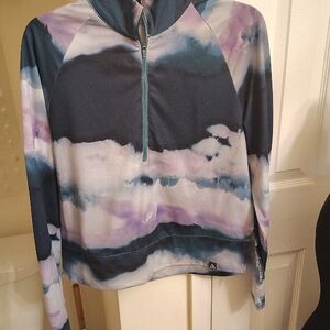 Alpine Design Cream and Black Pullover